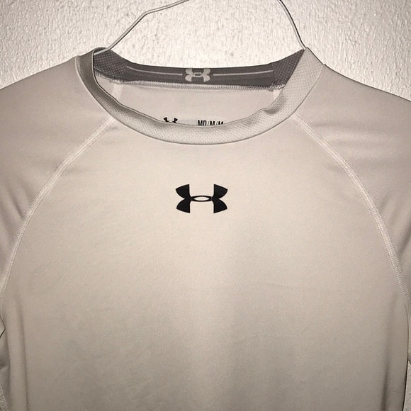 White under armor compression shirt - Picture 2 of 3